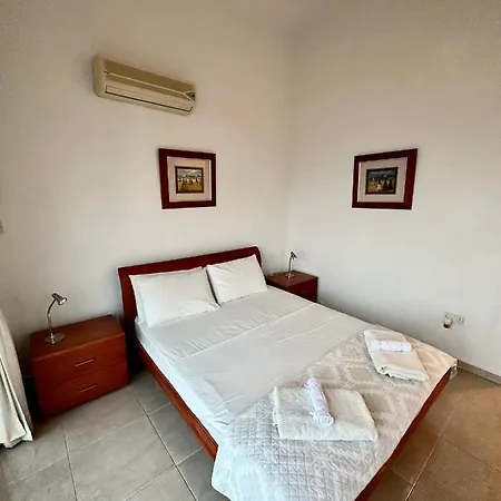 Villa Paradise Hills *
